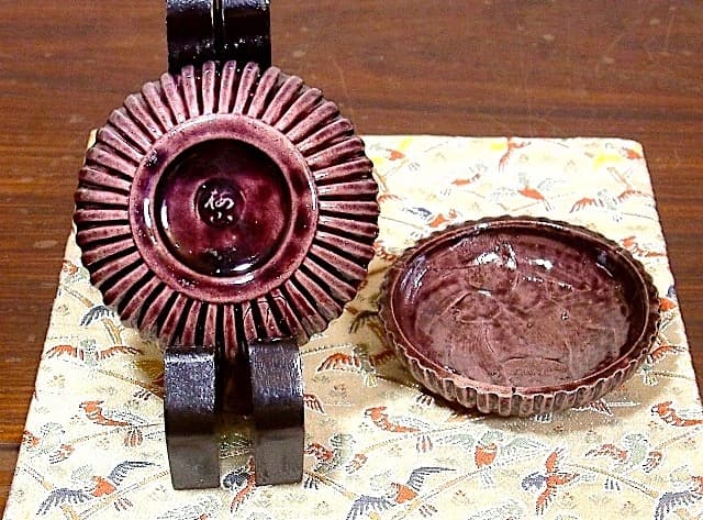 九谷焼　中村梅山作　交趾　鹿香合　無傷　保護箱　保証。