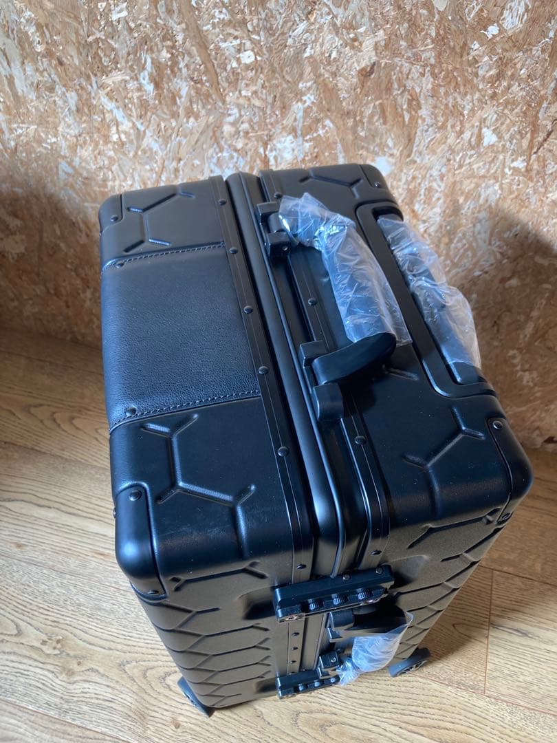 ★新品未使用★BALR. スーツケース Size：S