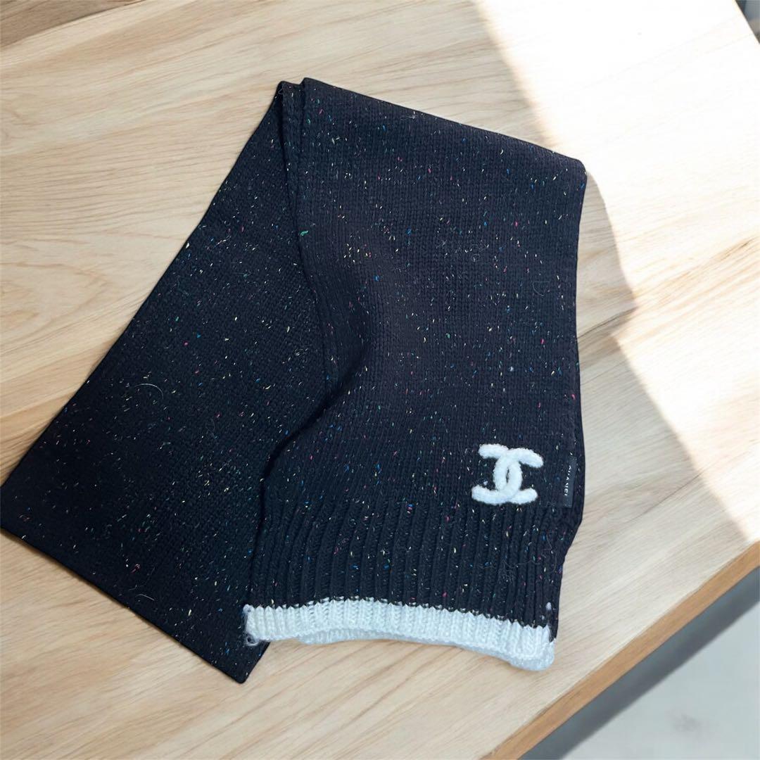 CHANEL キラキラマフラー　キラキラニット帽　セット