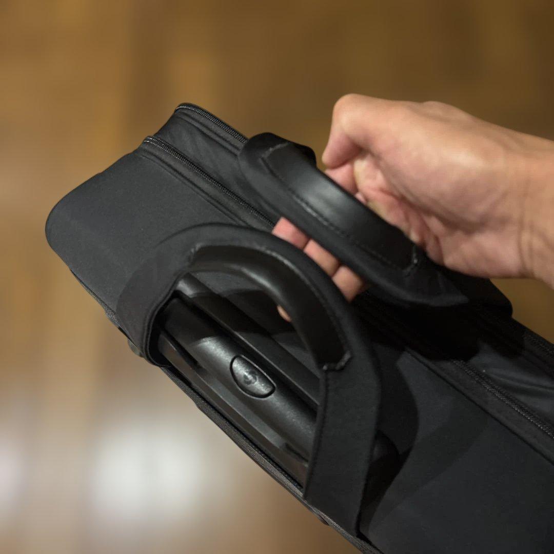 美品　Samsonite ROLLING TOTE BLACK