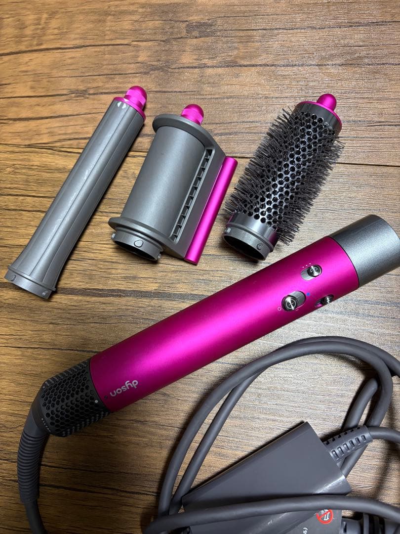 ヘアドライヤー Dyson Airwrap