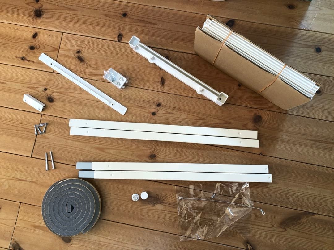 ［窓用換気扇］ツインファン 高須産業 FMT-200P 引き紐タイプ