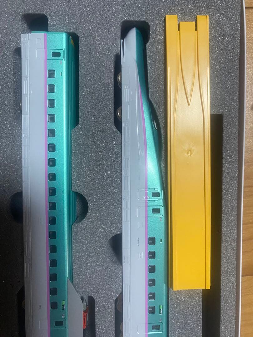 全車純正室内灯付き！　KATO E5系新幹線 はやぶさ 10両セット