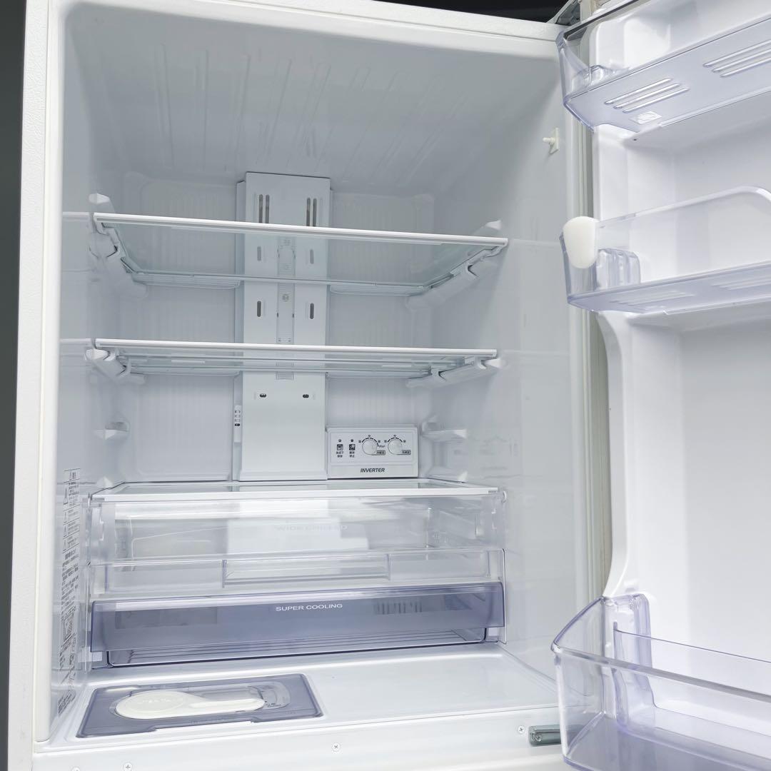 141取付無料！三菱自動製氷機搭載！高性能おしゃれホワイト3ドア冷蔵庫！洗濯機