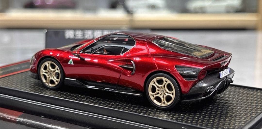 新品 BBR 1/43 アルファ ロメオ 33 ストラダーレ Stradale