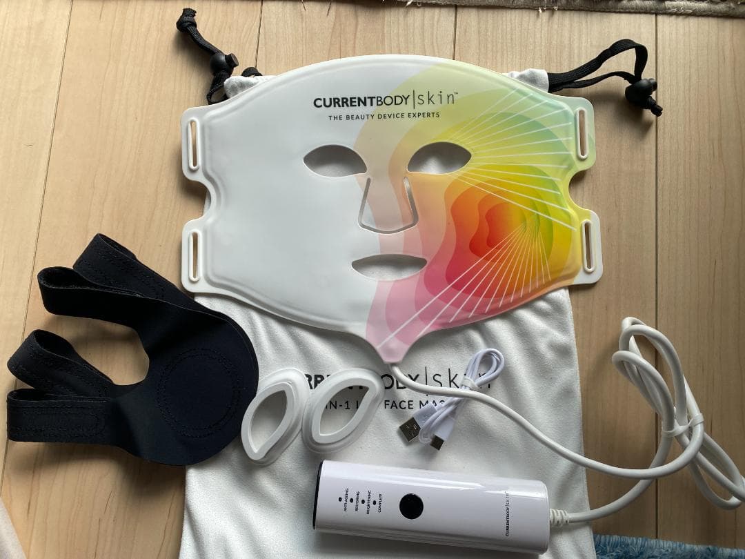 CurrentBody Skin LED 4イン1マスク カレントボディ 美顔器
