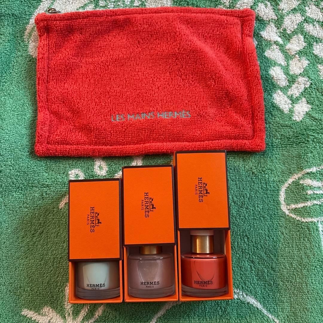 LE MAINS HERMES ネイルカラー 3本　ポーチ　セット