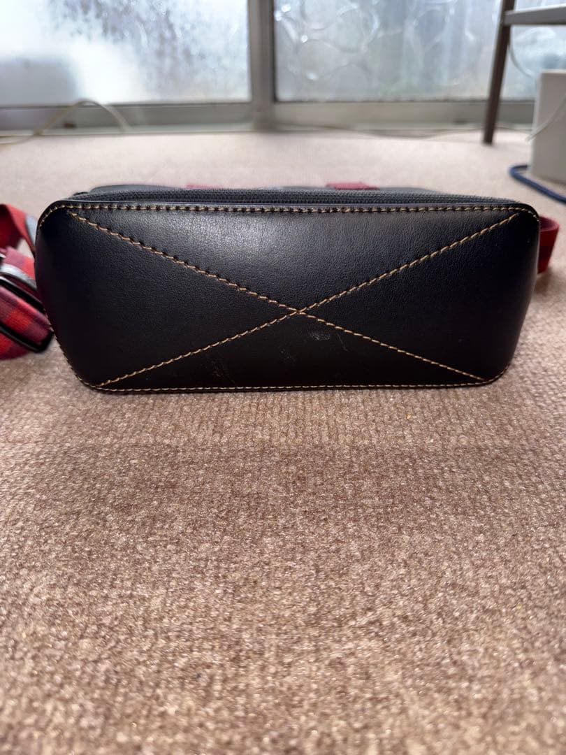 COACH ショルダーバッグ ブラック/バーガンディ