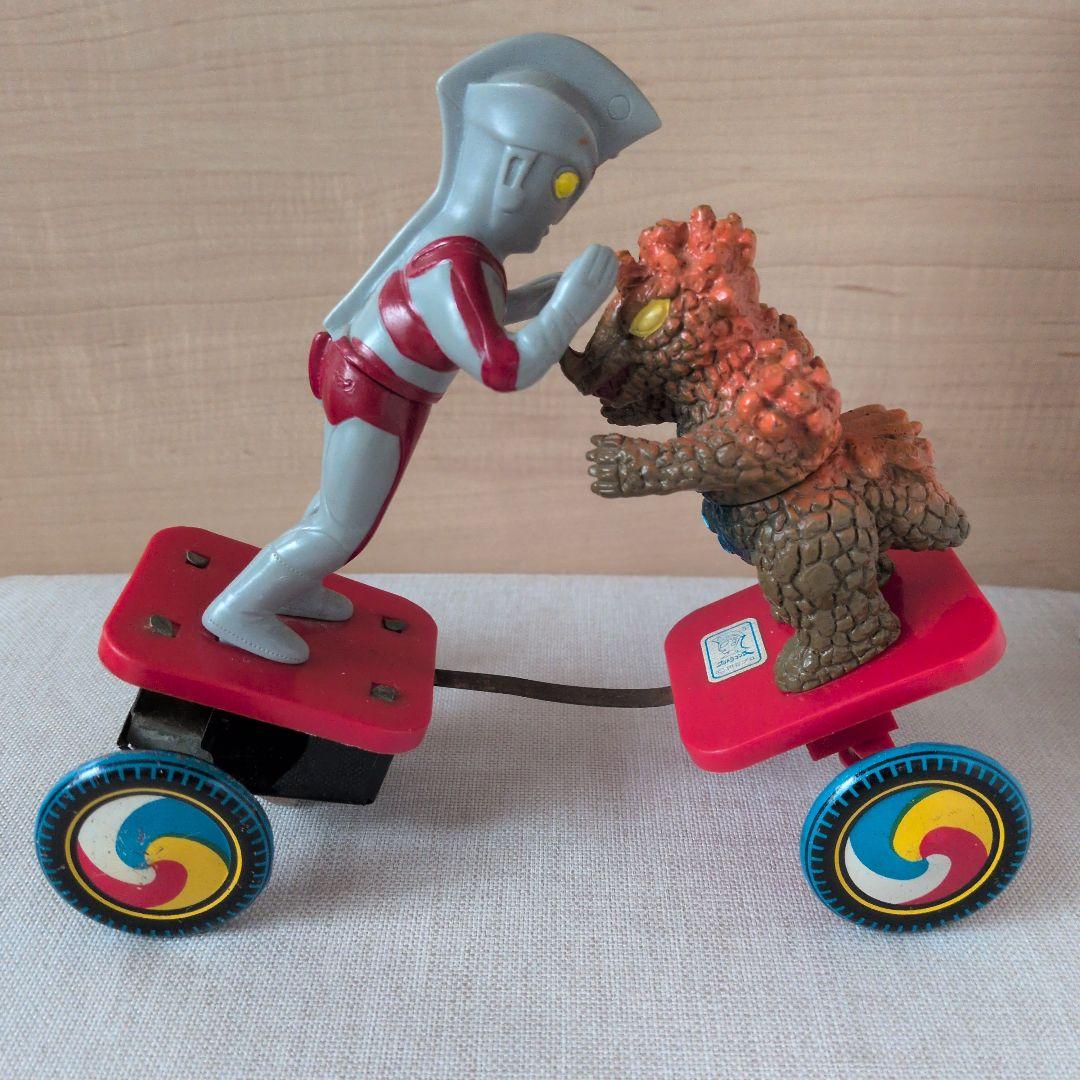 怪獣大決斗 ウルトラマンエース ベロクロン ブルマァク 昭和【破損部分あり】