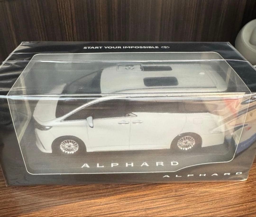 40系アルファード 1/30 スケール