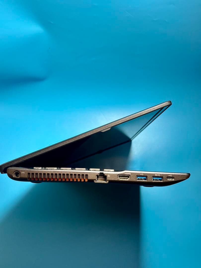 富士通 LIFEBOOK AH77/E3 i7 1165G7 2TB 32GB