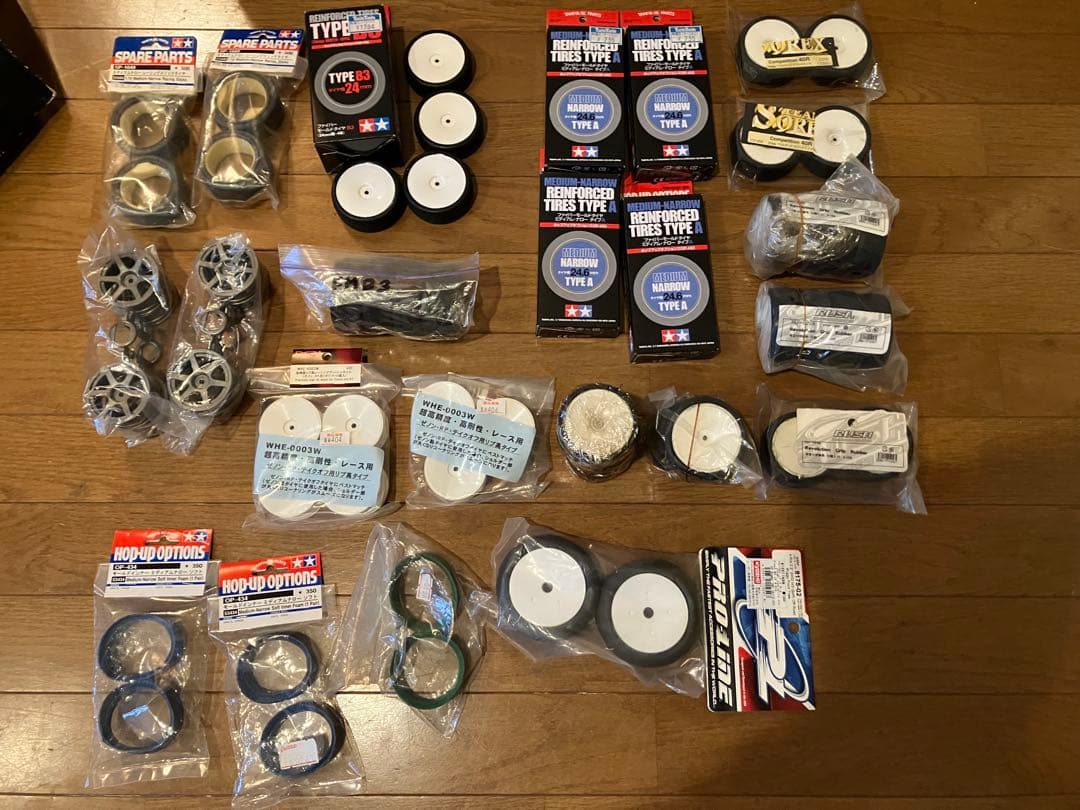 タミヤ他　タイヤホイール他パーツ多数