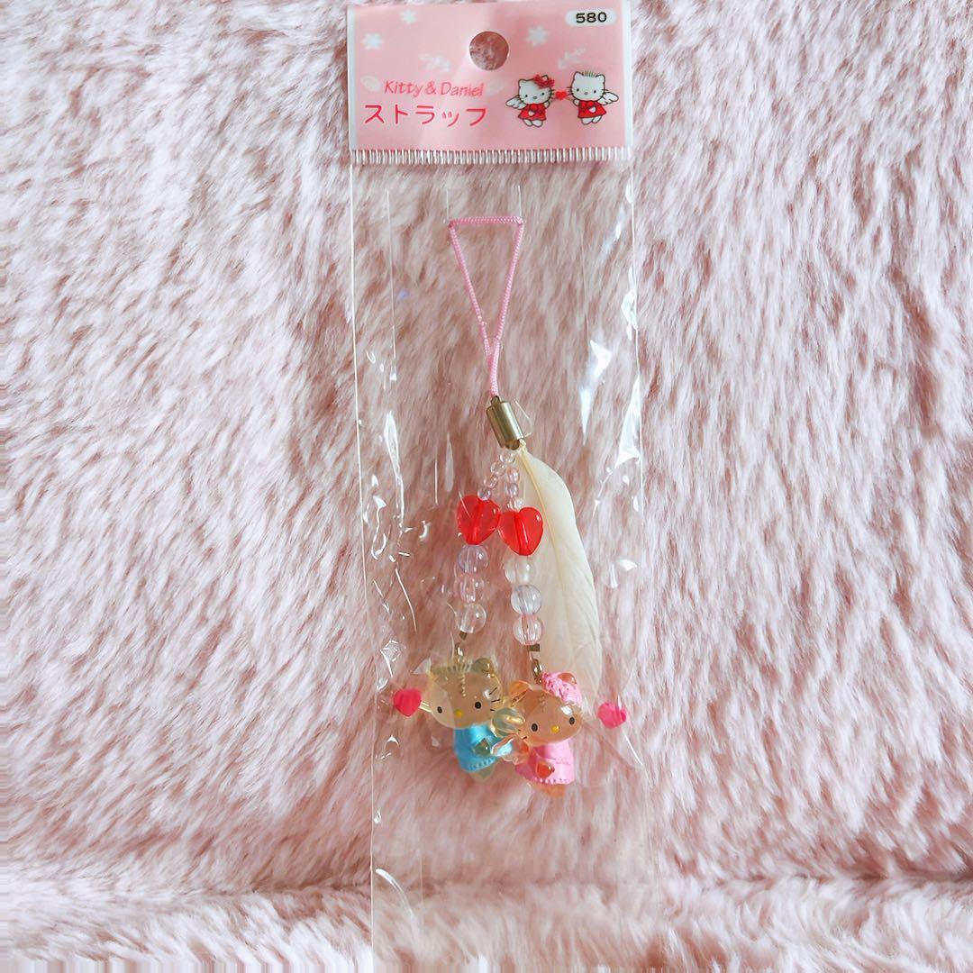 希少レア　ハローキティ　ダニエル　エンジェル　キューピット　ハート　ストラップ
