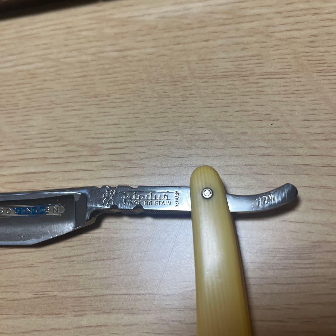 ゾーリンゲン　西洋かみそり　レザー　ヴィンテージ
