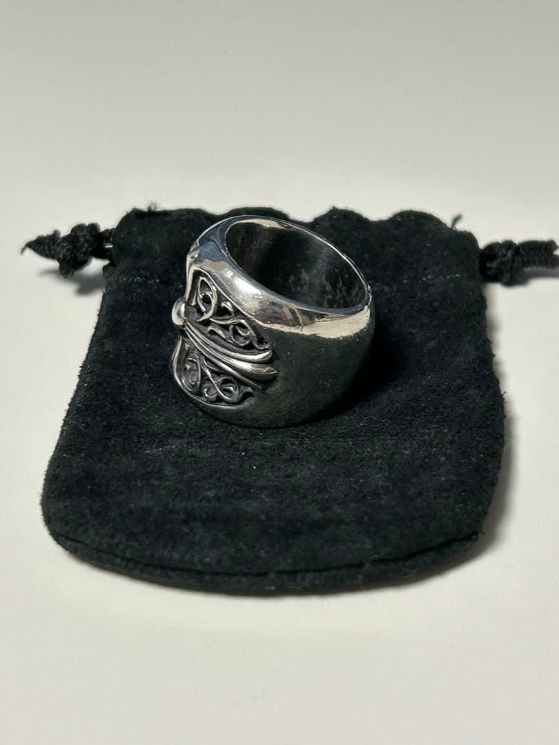 CHROME HEARTS クラシックオーバルクロスリング