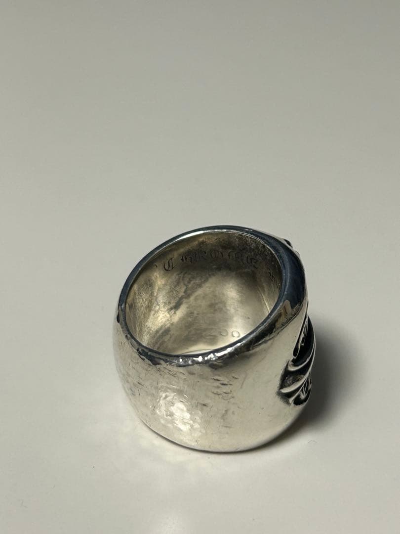 CHROME HEARTS クラシックオーバルクロスリング