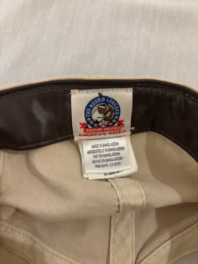 AMERICAN NEEDLE New York Yankeesロゴ　キャップ