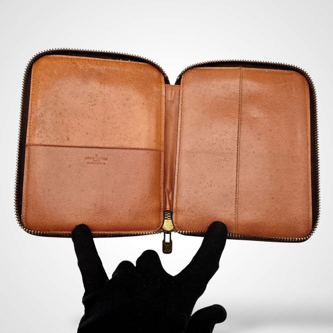 ルイヴィトン モノグラム パスポートケース ラウンドジップ ヴィンテージ 廃盤