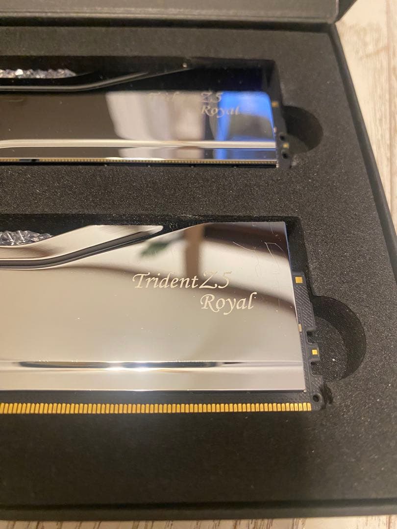 メモリー G.SKILL Trident Z5  DDR5-6400 64GB
