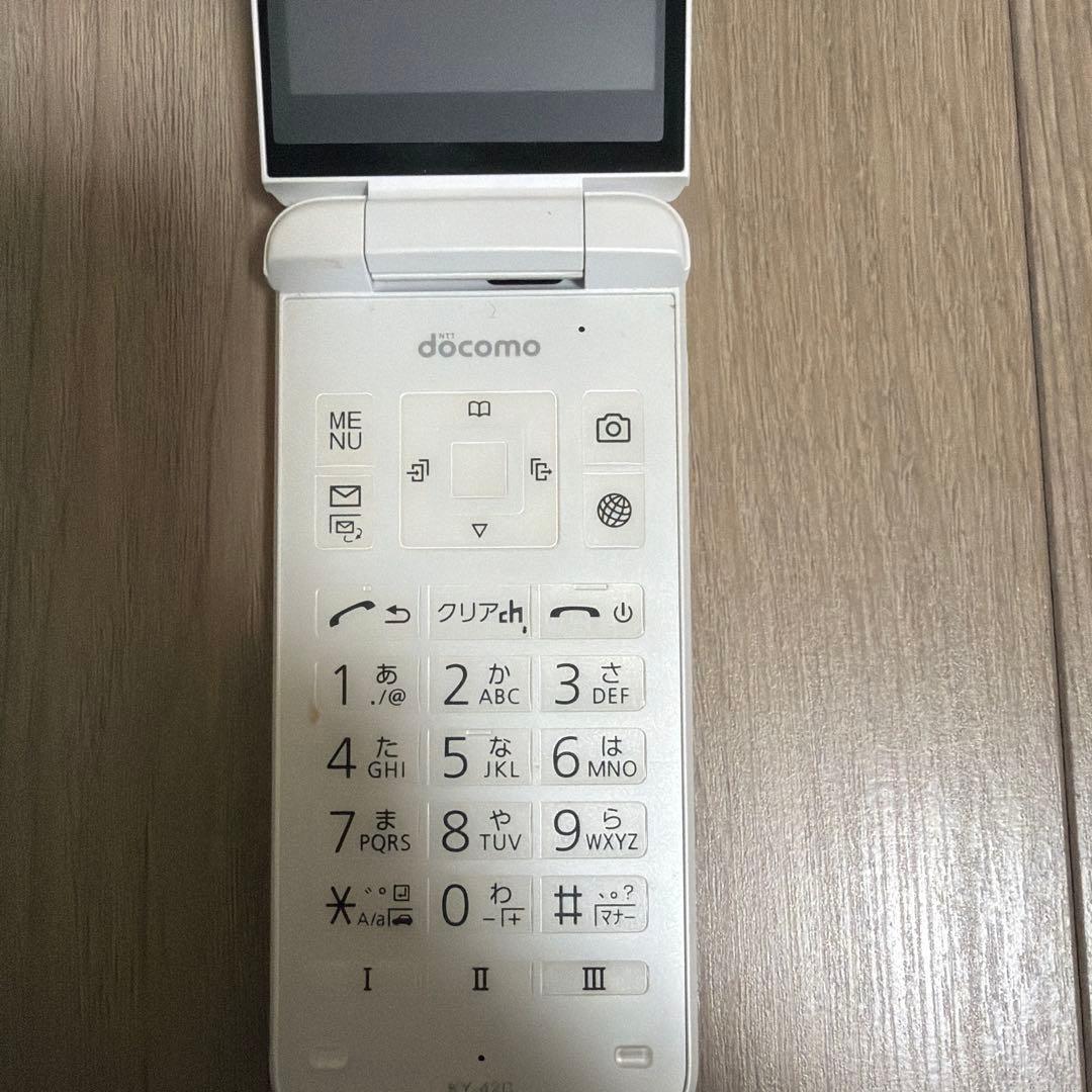 docomo DIGNO KY-42C ホワイト