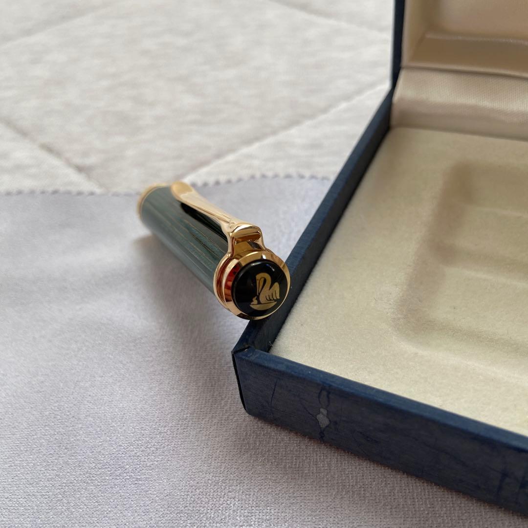 【ドイツ製】Pelikan スーベレーン K600 ツイスト式ボールペン 緑縞