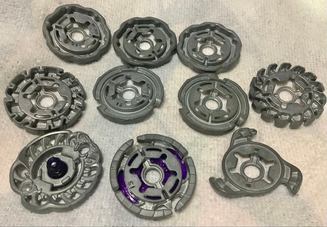 ア*ル様 メタルファイトベイブレード、ベイブレードバースト 全部まとめ売り オー