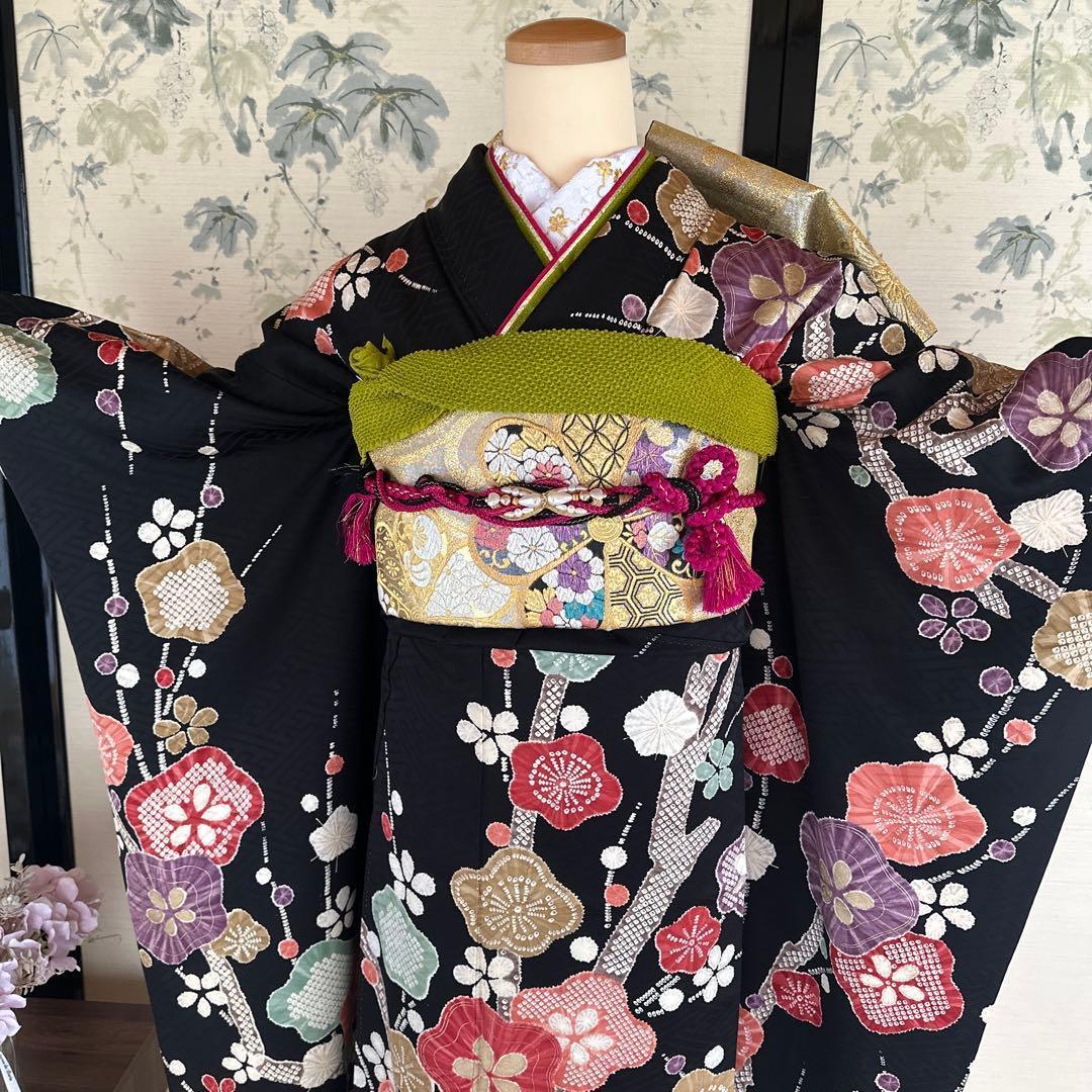 梅模様が可愛らしい♡振袖フルセット　成人式前撮り