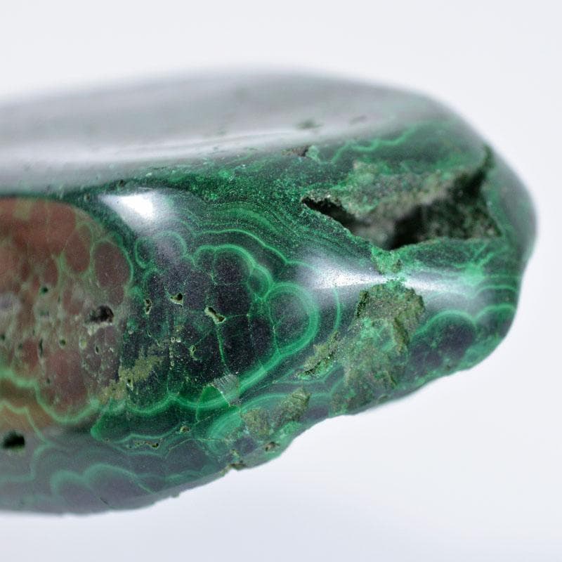 天然石　鑑賞石　孔雀石　マラカイト　置物　重さ約362g　唐木台　D　R4652