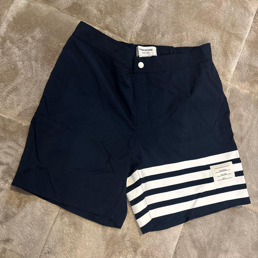 THOM BROWNE 4BARソリッドスイムショーツ サイズ3