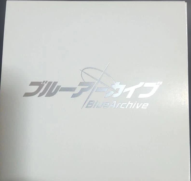 ア*シ様 ブルーアーカイブ　先生モデル　オリジナルソーラーウォッチ　限定 腕時計