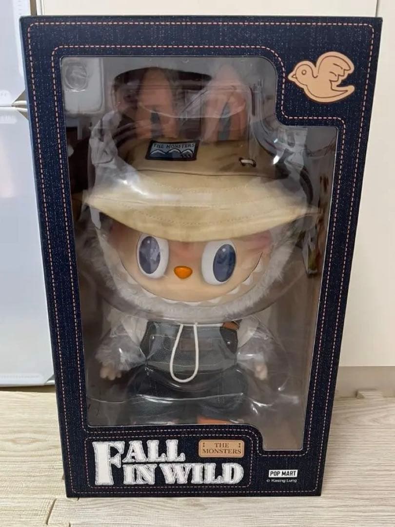 POP MART THE MONSTERS FALL IN WILD ラブブ