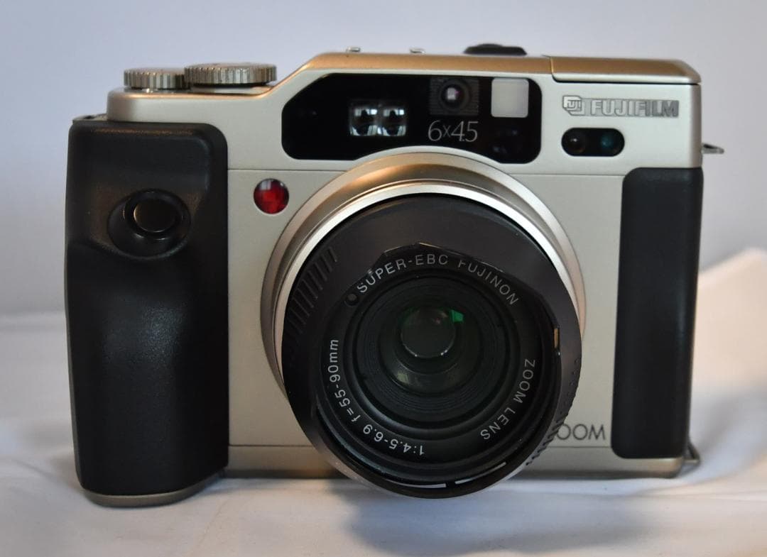 FUJIFILM　GA645Zi＋STROBE　GA