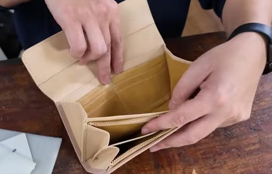 ベージュ 財布 箱付き Kitamura キタムラ