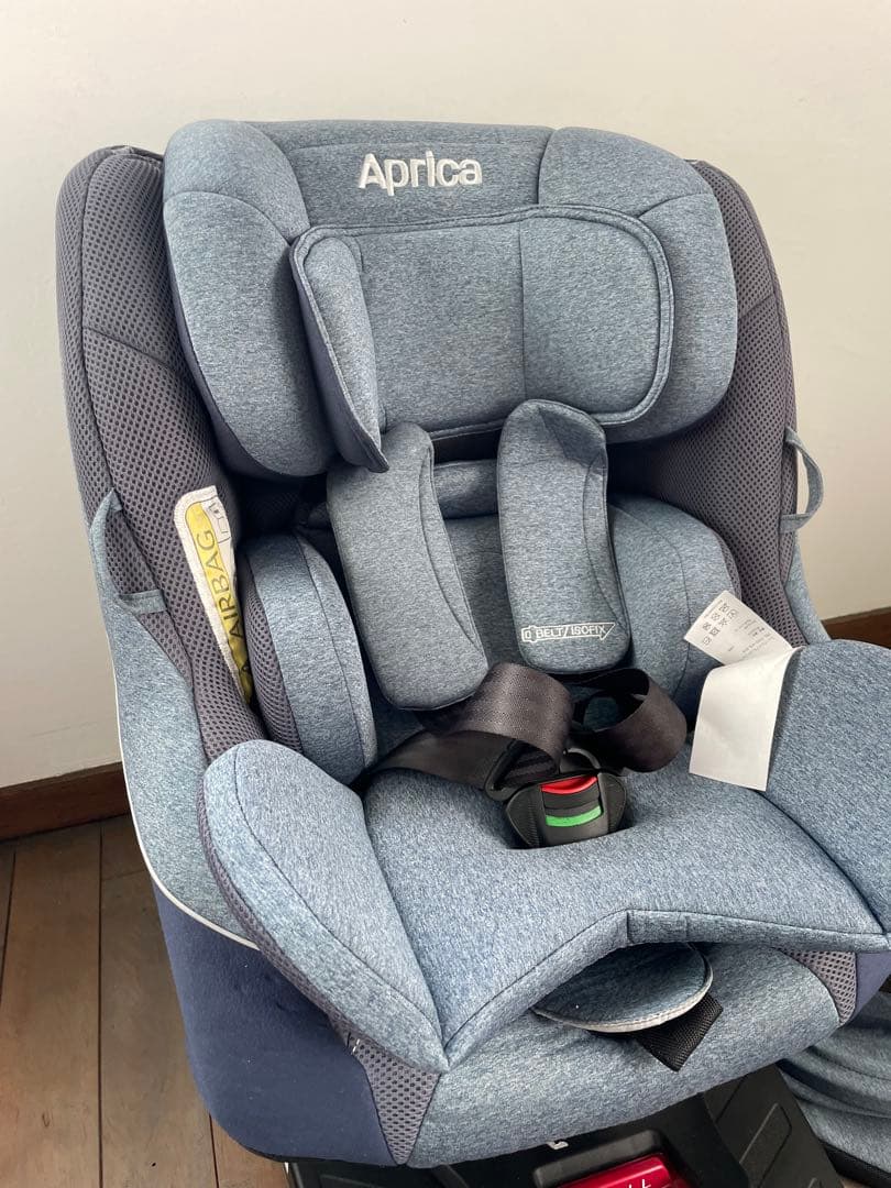 アップリカ チャイルドシート クルリラ AD シート回転型