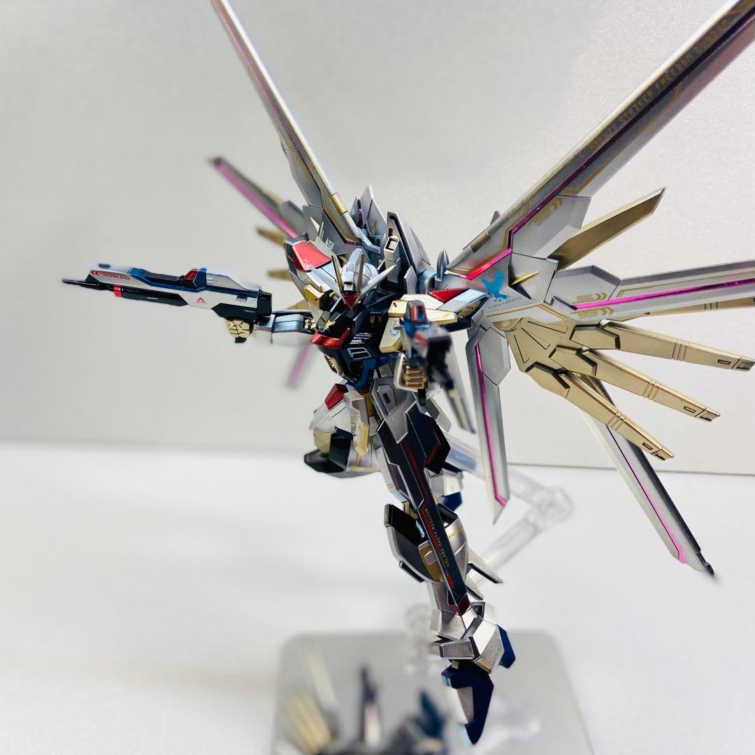 HG マイティーストライクフリーダムガンダム 全塗装 完成品 塗装済み ガンプラ