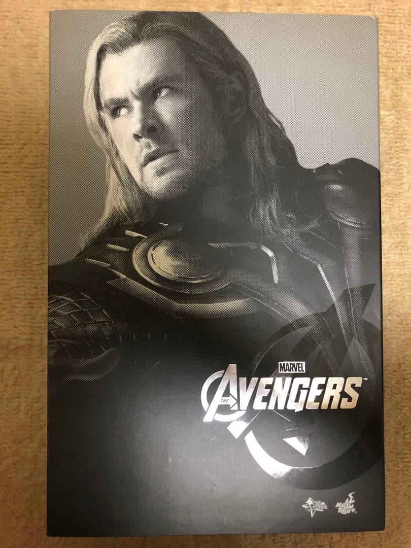 ホットトイズ　2体セット　アベンジャーズ　ロキ　ソー　ディズニー　エンドゲーム