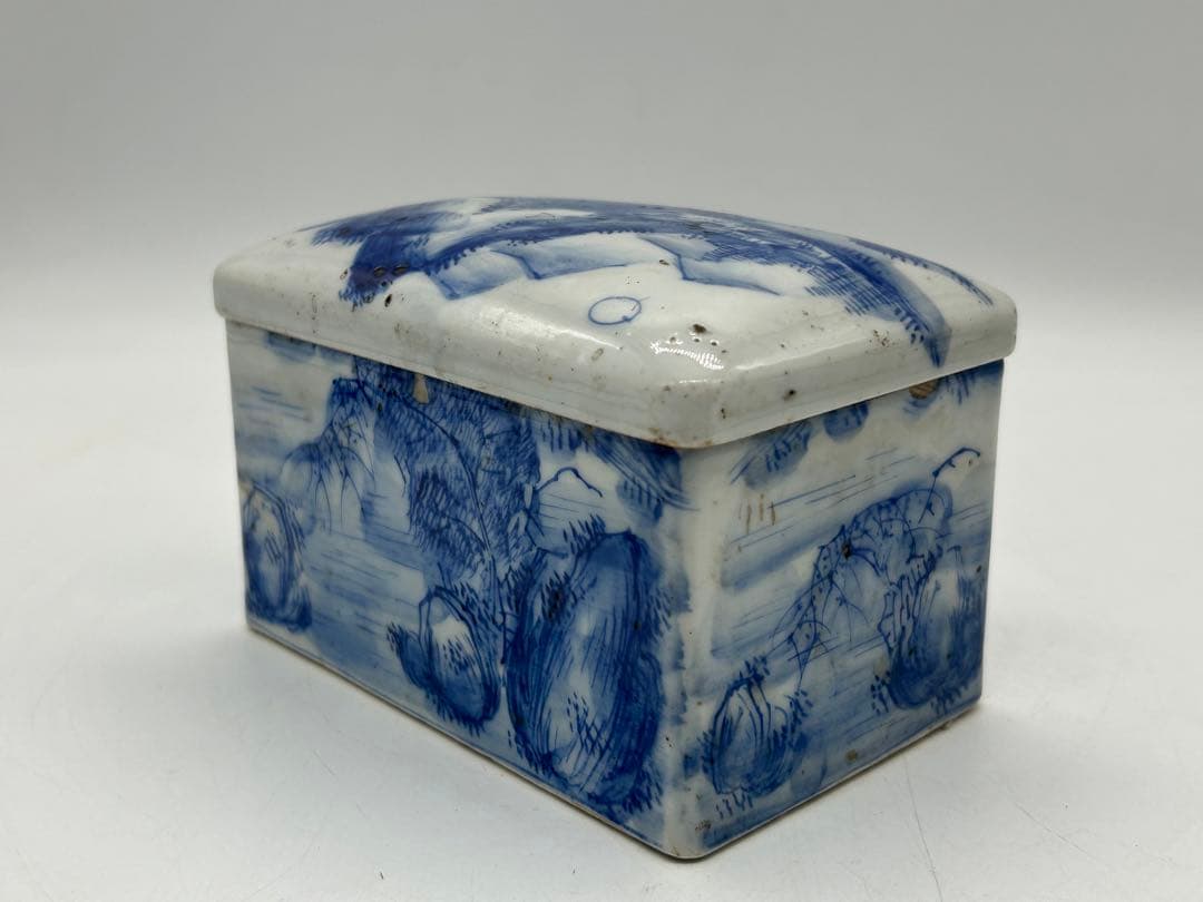 時代　染付山水紋蓋物　送料込み0410