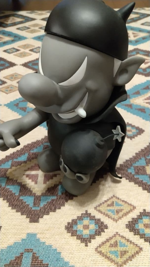 TWIM フィギュア