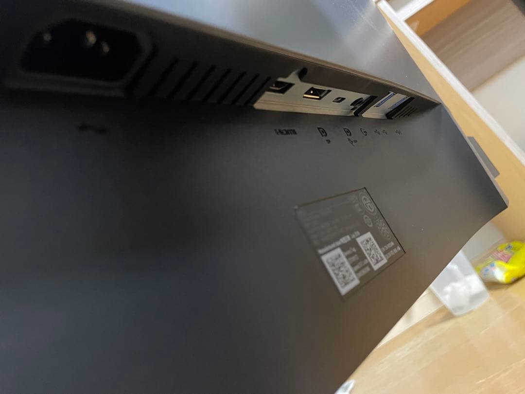 ジャンク Dell U3219g 4k 31.5 IPSモニター 本体