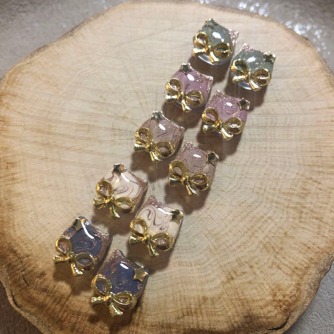 R-449 ✴︎レジン カボション✴︎ネコ型✴︎８カラー◡̈*❤︎