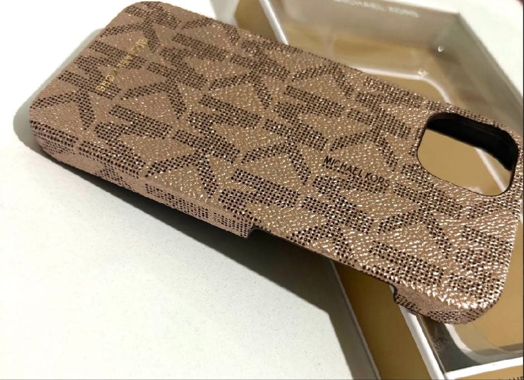 ☘️値引き大歓迎☘️正規品マイケルコースiPhone13 対応 ケース ローズ ロゴ