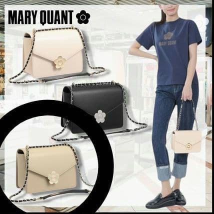 マリークワント　ベージュ アクセントメタルデイジー　ショルダーバッグ　新品