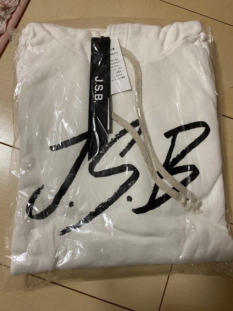 新品　未使用　JSBパーカー　Sサイズ