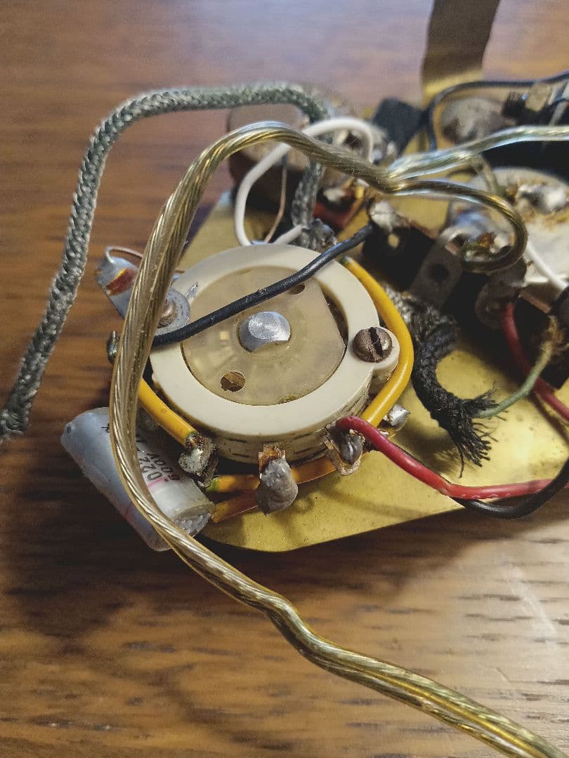 ギブソン L6S用　アッセンブル