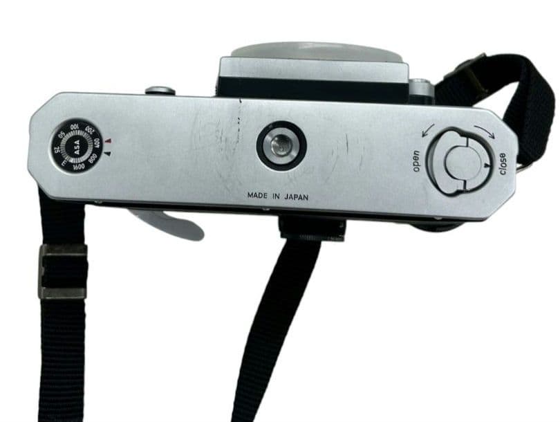 Nikon ニコン F アイレベル シルバー フィルム一眼レフカメラ