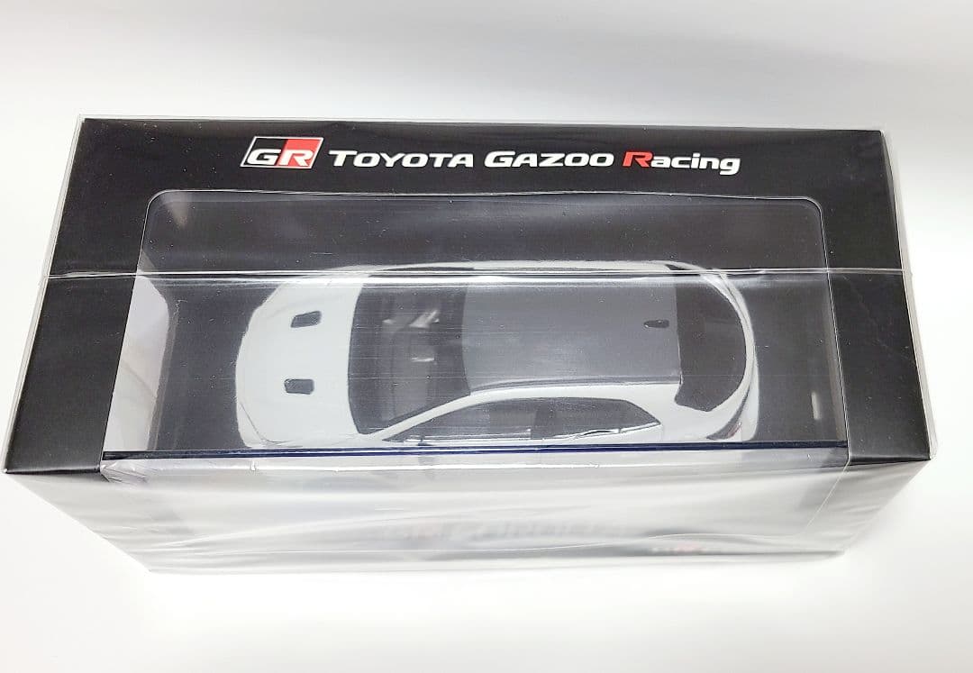 トヨタ GRカローラ カラーサンプル