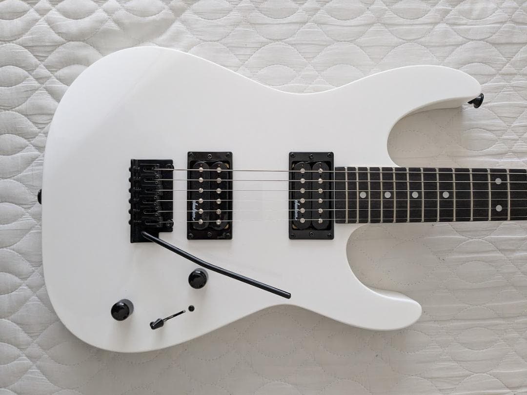 限界価格　JACKSON ジャクソン　Dinky JS11