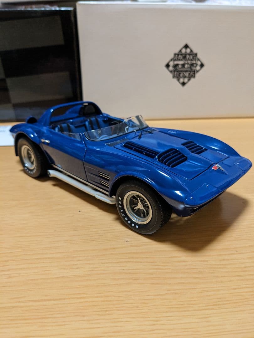 エグゾト1/18 コルベット グランド スポーツ(新品)