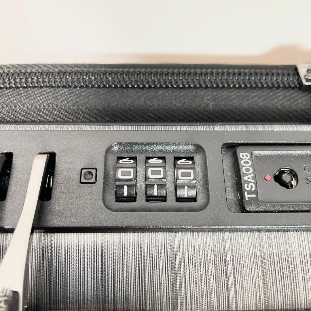 【良品】BERMASバーマス　スーツケース 34L キャリーケース　機内持ち込み