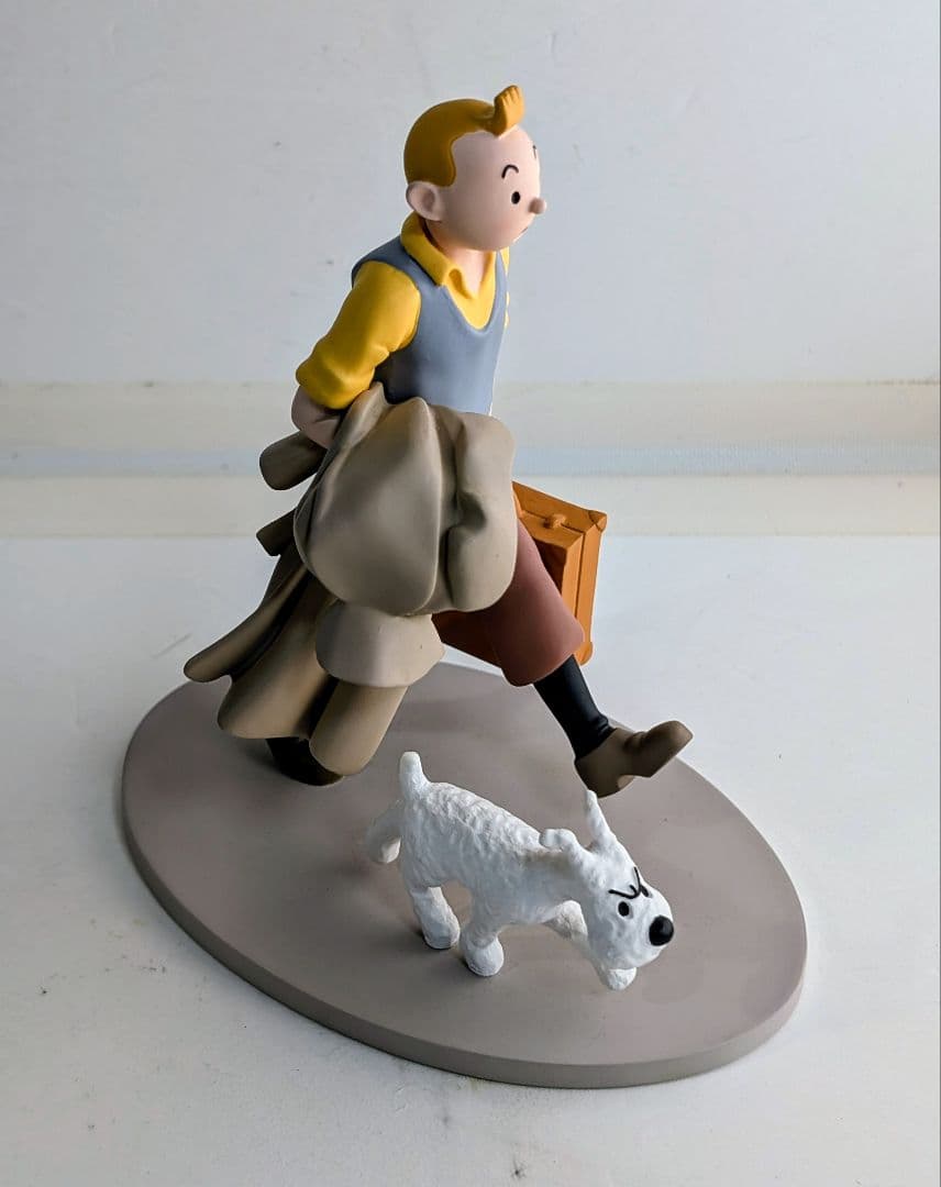 〈タンタンの冒険TINTIN&Yレジンフィギュアモデル フランス製〉